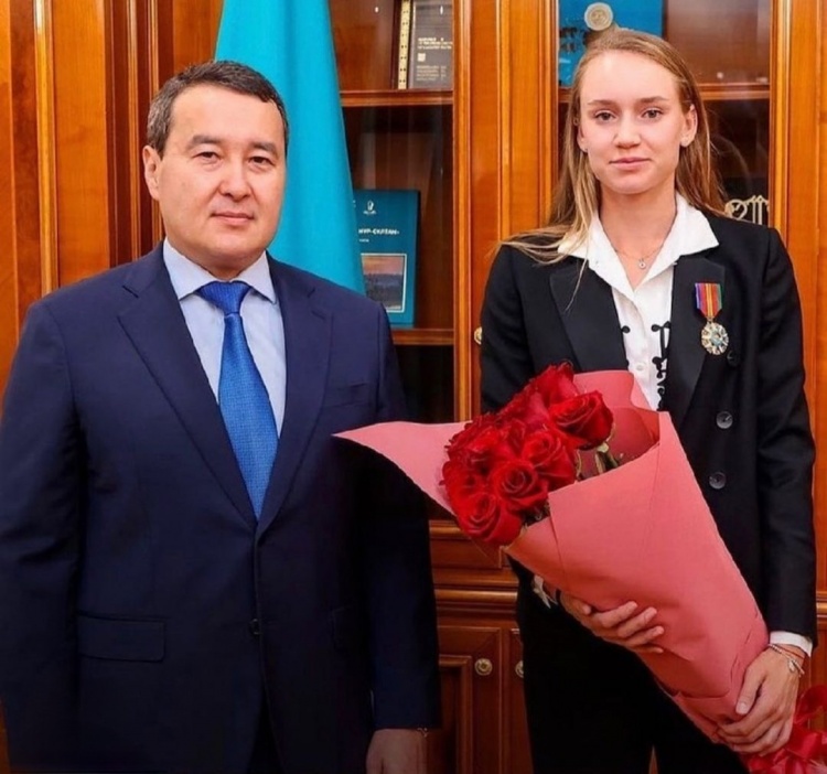 导致多名选 导致多名选