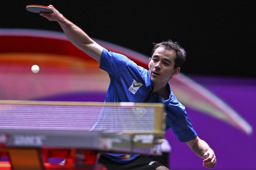 脚精准传中 脚精准传中