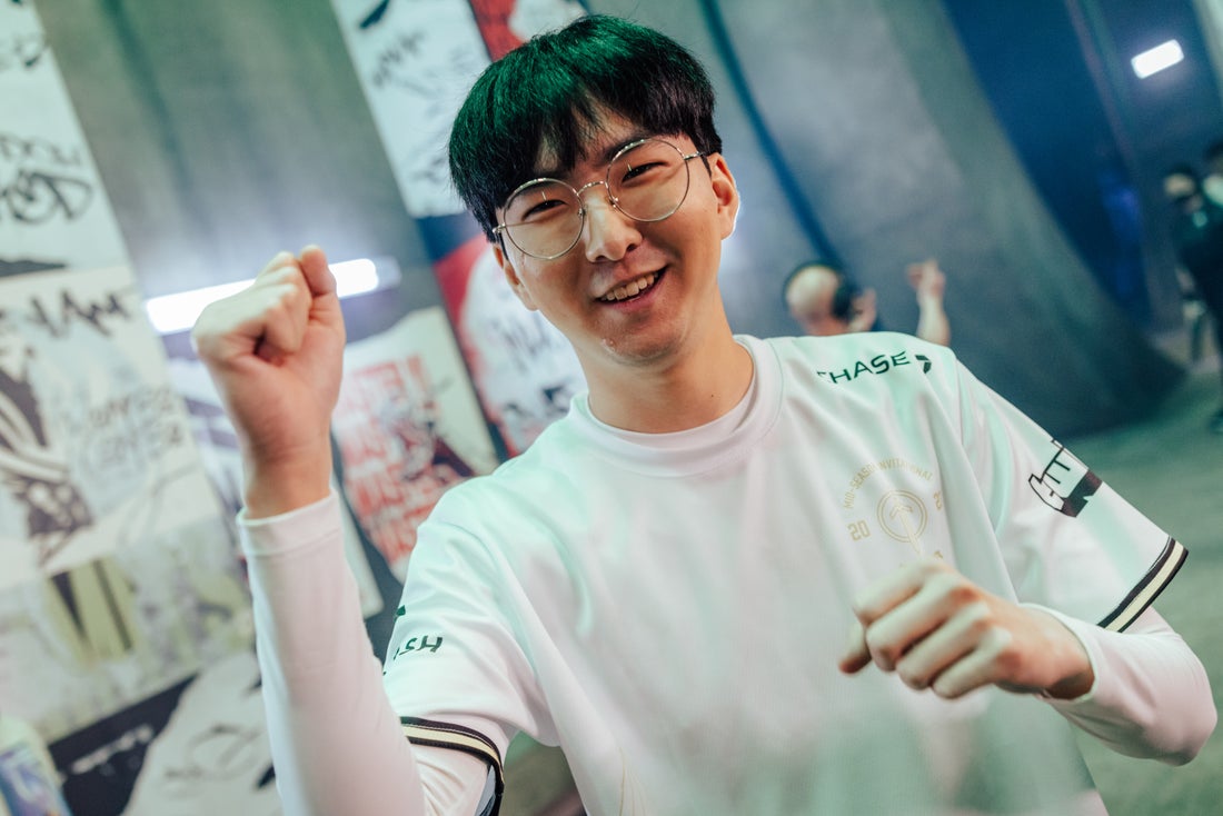 湖人称霸联 湖人称霸联