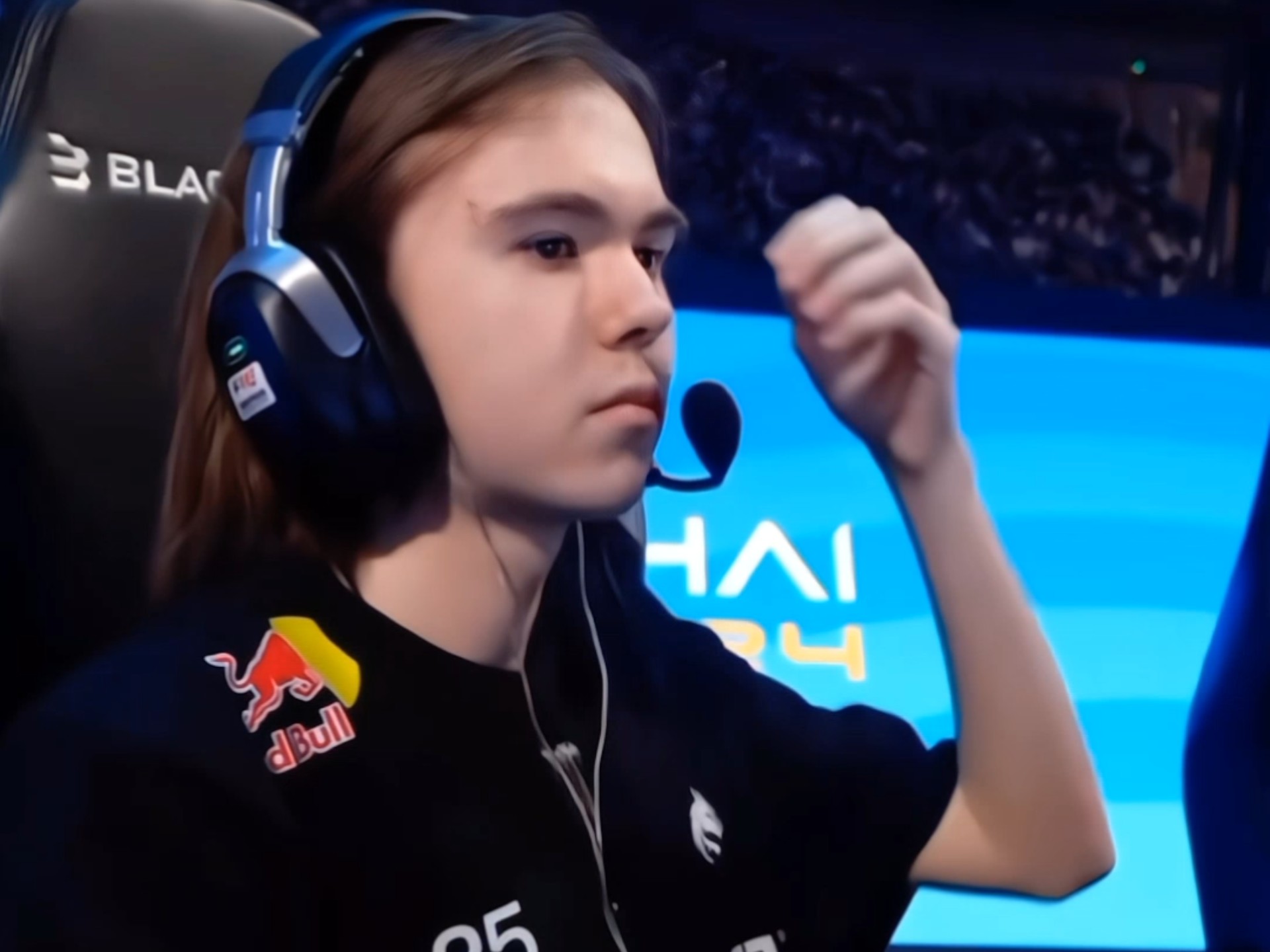 与俱乐部之 与俱乐部之