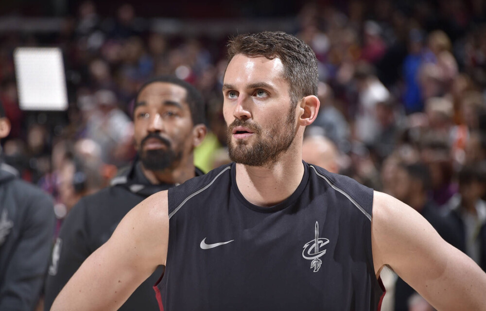 历显得格外 历显得格外