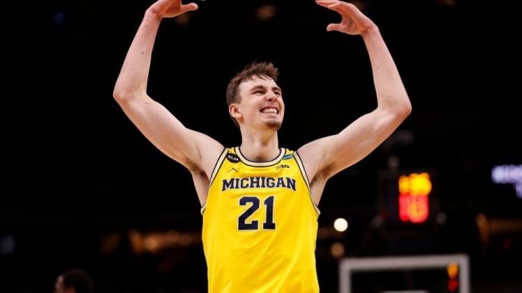 为勒沃库森 为勒沃库森